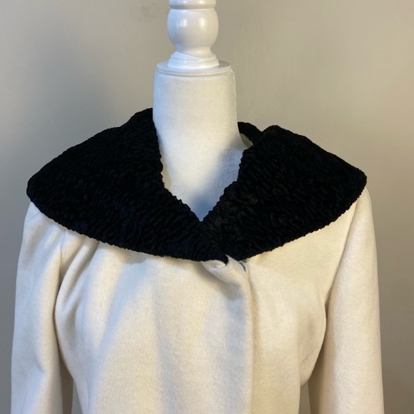 CALVIN KLEIN Coat - Picture 4 of 8